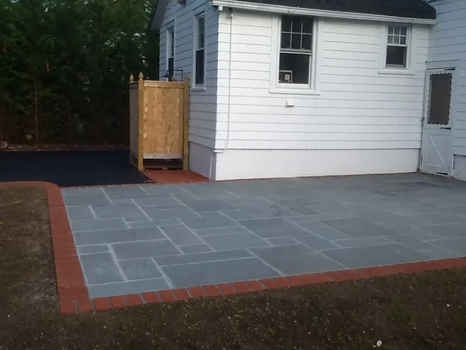 Outdoor entertaining area