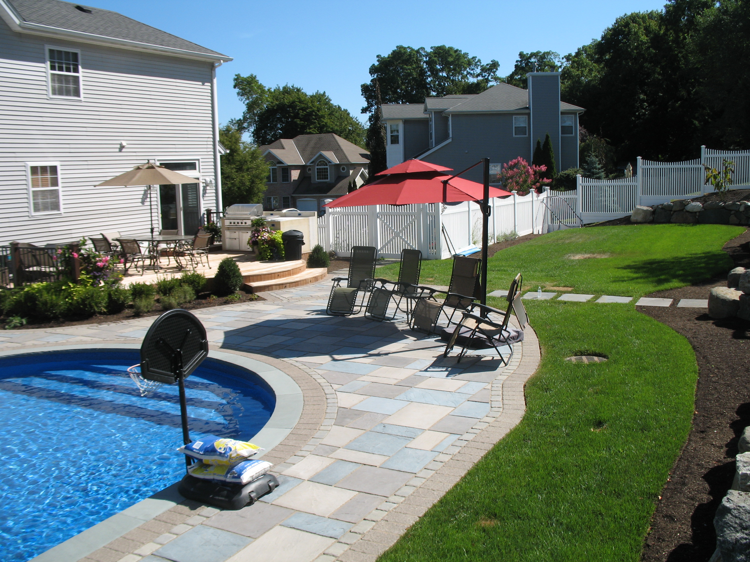 Long Island residential driveway paving