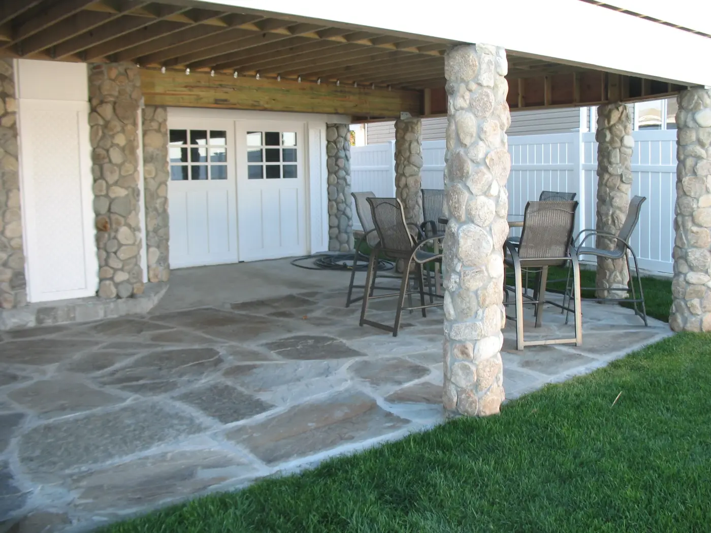 Bluestone stoop — Long Island